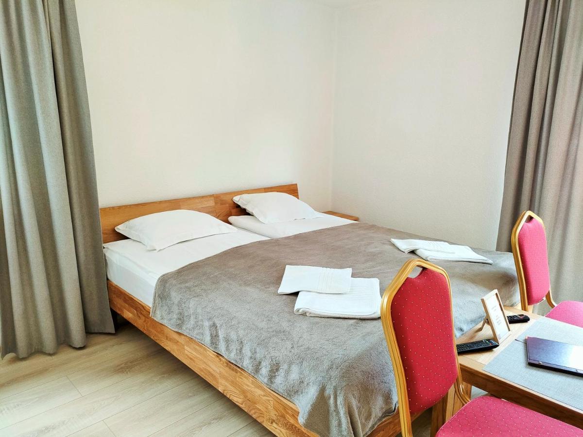 Am Berg Hotel-Restaurant Herzberg am Harz Dış mekan fotoğraf